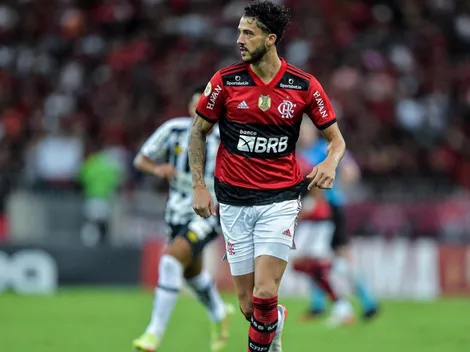 Zagueiro de gigante brasileiro não treina e pode ser desfalque para jogo decisivo