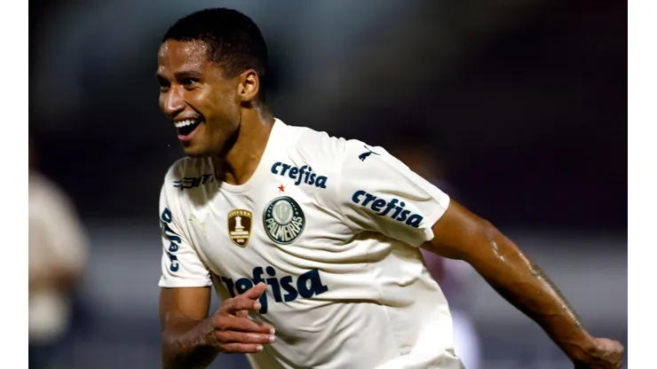 Murilo comemora gol diante da Ferroviária (Foto: Thiago Calil/AGIF)