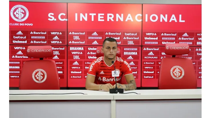 Bruno Gomes revela tranqulidade por disputa pela posição (Foto: Ricardo Duarte/Internacional)