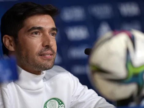 Diretoria trabalha nos bastidores e Palmeiras pode fechar com novo '9' quando desembarcar no Brasil