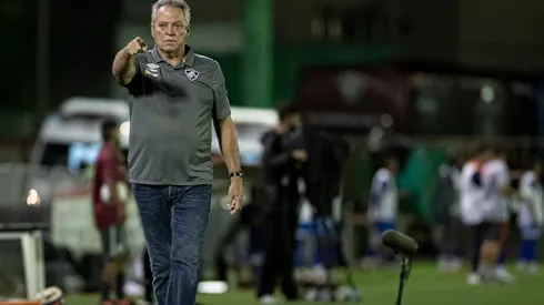 Abel manda a campo mesmo equipe que venceu o Flamengo para enfrentar o Botafogo (Foto: Jorge Rodrigues/AGIF)