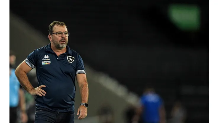 Enderson Moreira deve deixar o Botafogo
