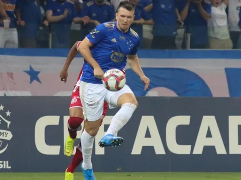 Vai sair? Zagueiro está sendo usado no Cruzeiro, mas não deve ter contrato renovado