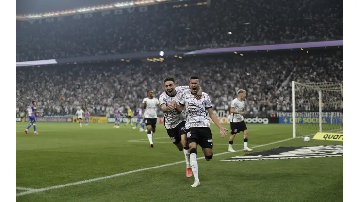 Corinthians vs Fortaleza - Brazilian Soccer Championship