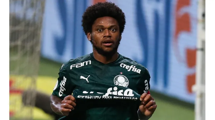 Luiz Adriano, ex-atacante do Palmeiras (Foto: Getty Images)