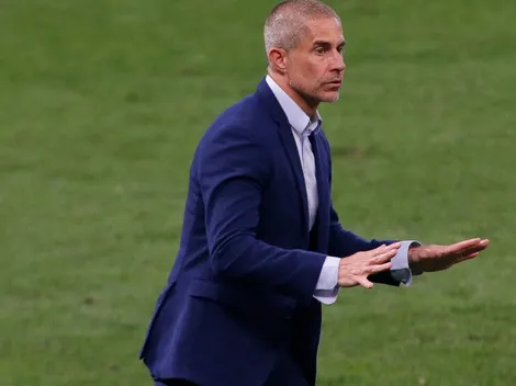 Após demissão de Sylvinho, Corinthians define o valor da multa rescisória