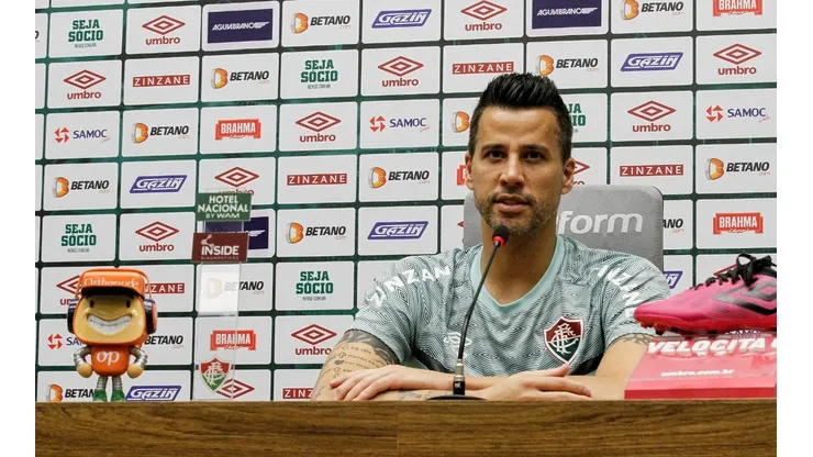 Fábio foi apresentado oficialmente como jogador do Fluminense (FOTO: LUCAS MERÇON / FLUMINENSE F.C)