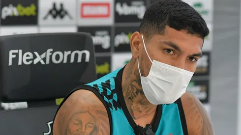 Yuri é torcedor do Vasco e falou da emoção de estrear em São Januário (Foto: Thiago Ribeiro/AGIF)