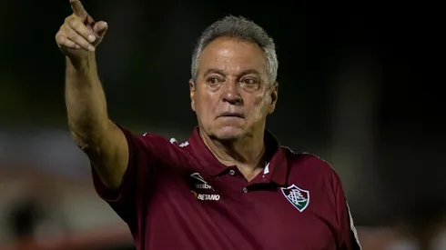 Abel Braga mexe no time do Fluminense em busca da primeira vitória na temporada (Foto: Thiago Ribeiro/AGIF)
