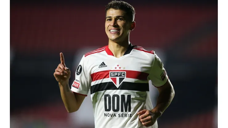 Sao Paulo v Sporting Cristal - Copa CONMEBOL Libertadores