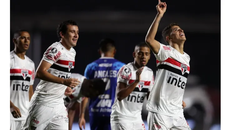 Sao Paulo v Binacional - Copa CONMEBOL Libertadores 2020
