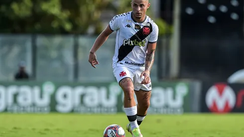 Bruno Gomes entrou na Justiça para deixar o Vasco