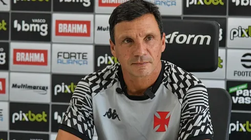 Zé Ricardo elogia a postura do Vasco na vitória sobre o Volta Redonda (Foto: Thiago Ribeiro/AGIF)