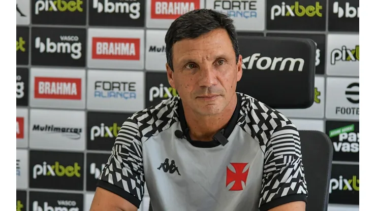 Zé Ricardo elogia a postura do Vasco na vitória sobre o Volta Redonda (Foto: Thiago Ribeiro/AGIF)