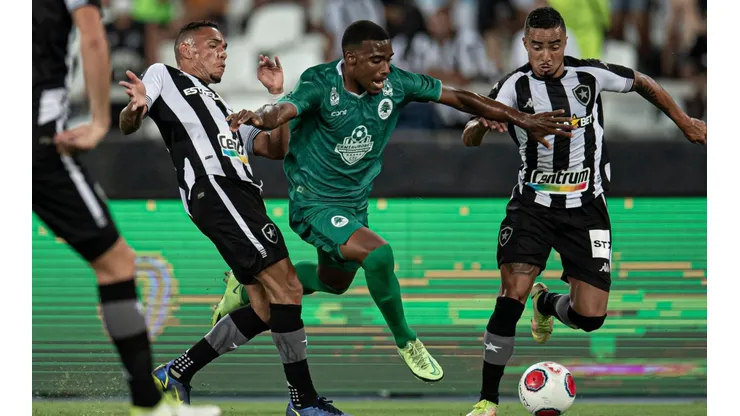 Botafogo e Boavista abrem o Cariocão, mas ficam no 1 a 1 (Foto: Jorge Rodrigues/AGIF)
