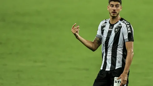 Pedro Raul está próximo de voltar para o Brasil
