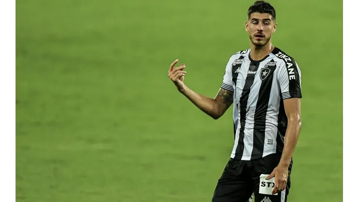 Pedro Raul está próximo de voltar para o Brasil