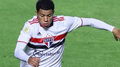 Gabriel Sara, meia do São Paulo (Foto: Marcello Zambrana/AGIF)