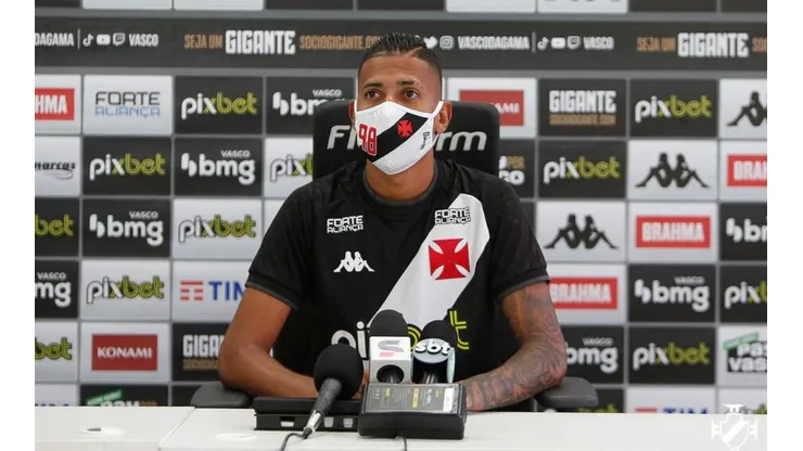 Weverton revela que quer demonstrar mais do que só o lance em cima de Neymar (Foto: Rafael Ribeiro/Vasco da Gama)