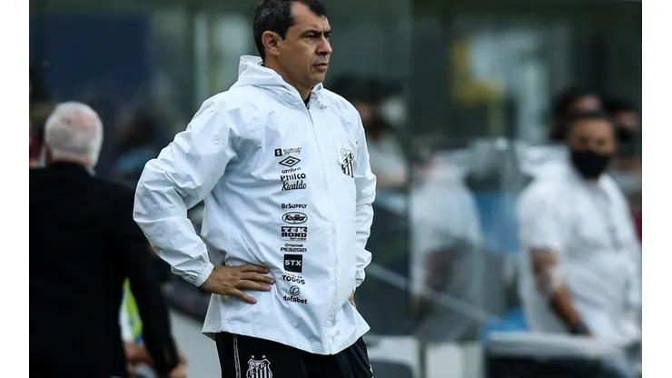 Santos v Gremio - Brasileirao 2021