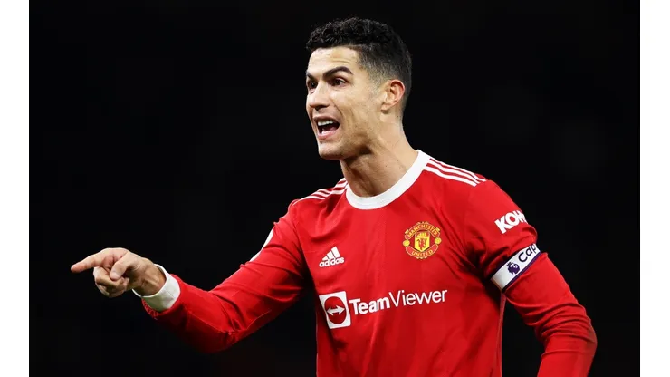 Manchester United v Wolverhampton Wanderers - Premier League