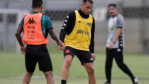 Bruno Gomes não treina mais com o elenco e será emprestado (Foto: Thiago Ribeiro/AGIF)