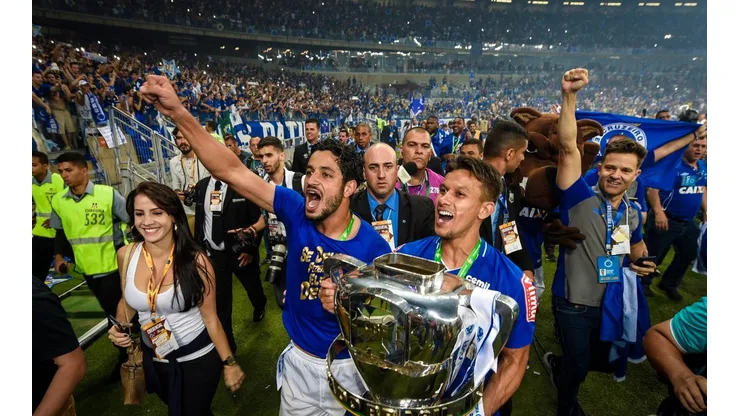 Cruzeiro v Flamengo - Copa do Brasil 2017 Finals