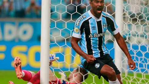 Thiago Santos está no Grêmio desde o início de 2021