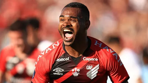 Athletico Paranaense v Red Bull Bragantino – Copa CONMEBOL Sudamericana 2021: Final