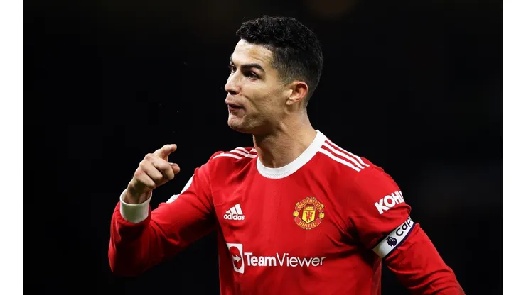 Manchester United v Wolverhampton Wanderers - Premier League