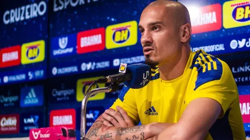 Maicon revela motivo por ter acertado com o Cruzeiro (Foto: Gustavo Aleixo/Cruzeiro)