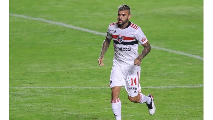 Liziero vai deixar o São Paulo para novo desafio em 2022 (Foto: Marcello Zambrana/AGIF)