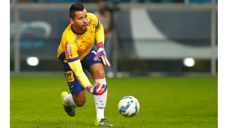 Gremio v Cruzeiro - Brasileirao Series A 2015