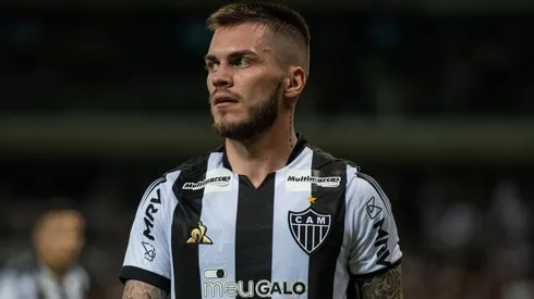 Nathan está com quase tudo certo para jogar no Fluminense em 2022 (Foto: Alessandra Torres/AGIF)