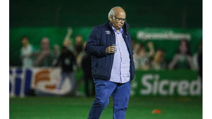 Romildo Bolzan Jr falou sobre a situação de estrela do Grêmio (Foto: Fernando Alves/AGIF)