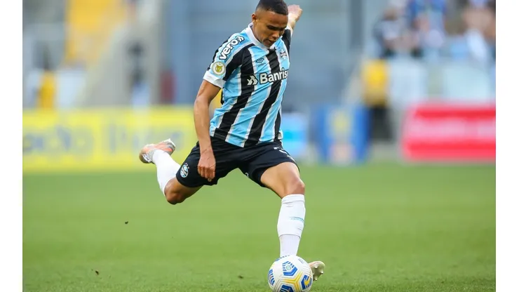 Vanderson, do Grêmio, foi vendido ao futebol francês