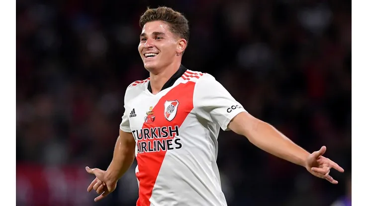 River Plate v Colon - Trofeo de Campeones 2021