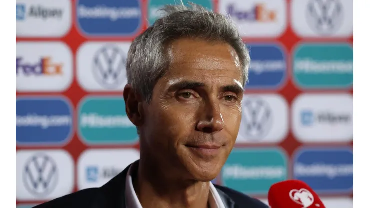 Paulo Sousa acerta rescisão com a seleção polonesa e deve ser anunciado em breve pelo Flamengo (Foto: Jonathan Moscrop/Getty Images)
