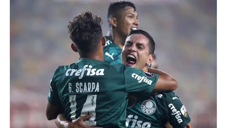 Jogadores do Palmeiras comemoram gol (Foto: Getty Images)