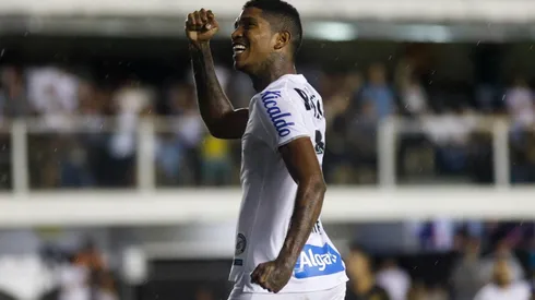 Raniel está próximo de ser confirmado como reforço do Vasco da Gama (Foto: Fernanda Luz/AGIF)
