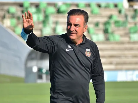 Após especulações, Carlos Carvalhal abre o jogo sobre possível contratação