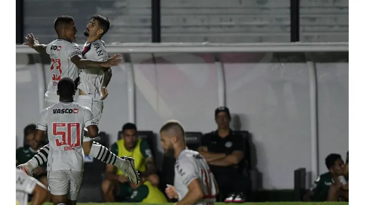 Ricardo está de malas prontas para o Japão (Foto: Thiago Ribeiro/AGIF)