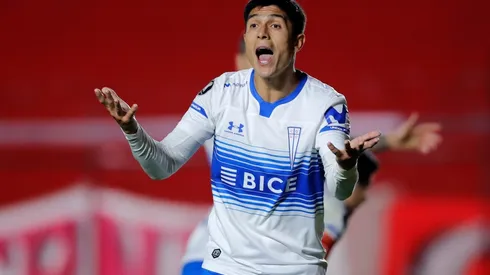 Valber Huerta, da Universidad Católica, ainda interessa ao Palmeiras