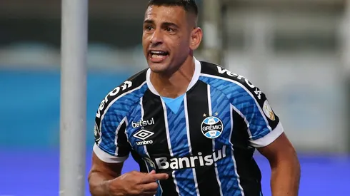 Gremio v Santos - Copa CONMEBOL Libertadores 2020