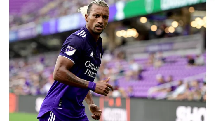 Nani pediu um valor milionário para fechar com o Fluminense