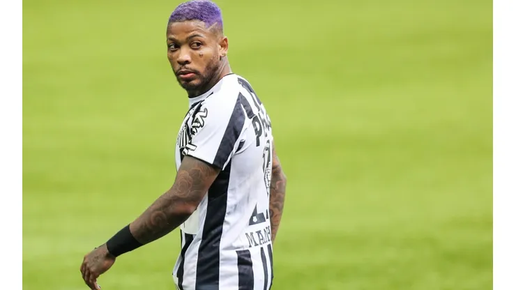 Marinho, atacante do Santos