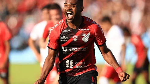 Athletico Paranaense v Red Bull Bragantino – Copa CONMEBOL Sudamericana 2021: Final