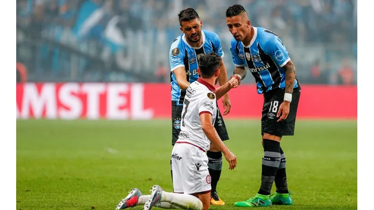 Gremio v Lanus - Copa Bridgestone Libertadores 2017 Final