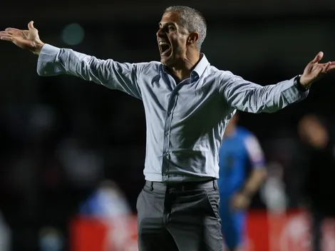 Após Paulinho, Corinthians busca mais reforços