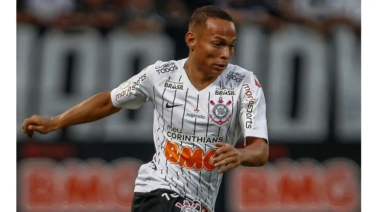 Janderson disputou o último Campeonato Brasileiro pelo Atlético-GO (Foto: Getty Images)